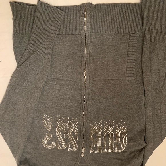 Guess zip-up - Picture 2 of 3